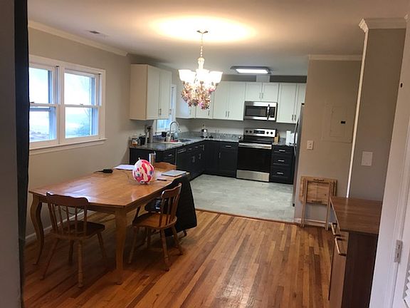 Kitchen & Dining Rooms