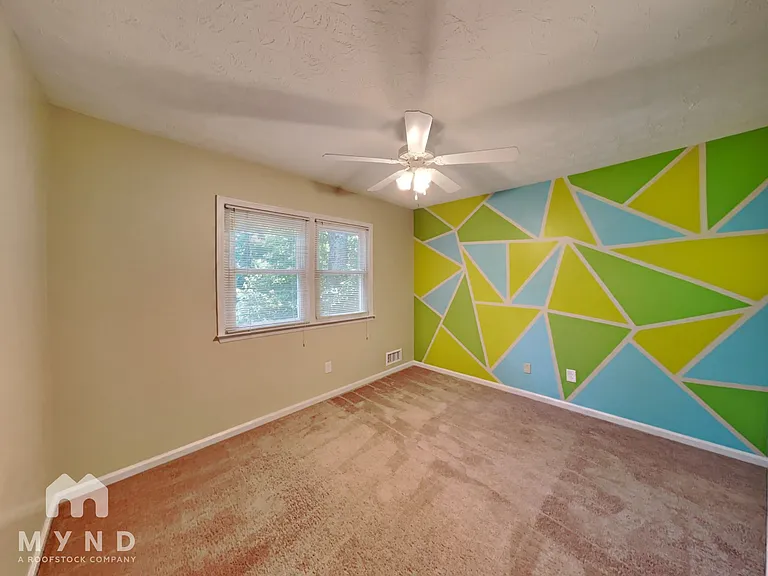 1645 Brantford Dr — Photo 24