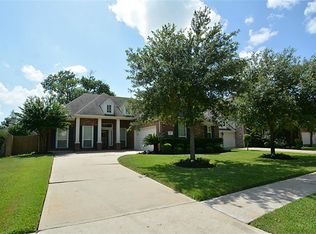 1427 Shady Bend Dr, Sugar Land, TX 77479