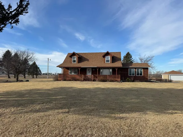 50105 75th Ave, Kenyon, MN 55946