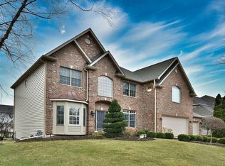 3216 Lapp Ln, Naperville, IL 60564