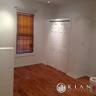 Rented by Kian Realty | media 8