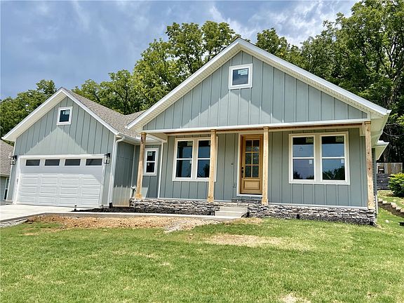 2nd image of 55 Overton Dr