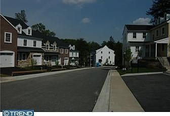 2nd image of 209 Phillips Mill Ln