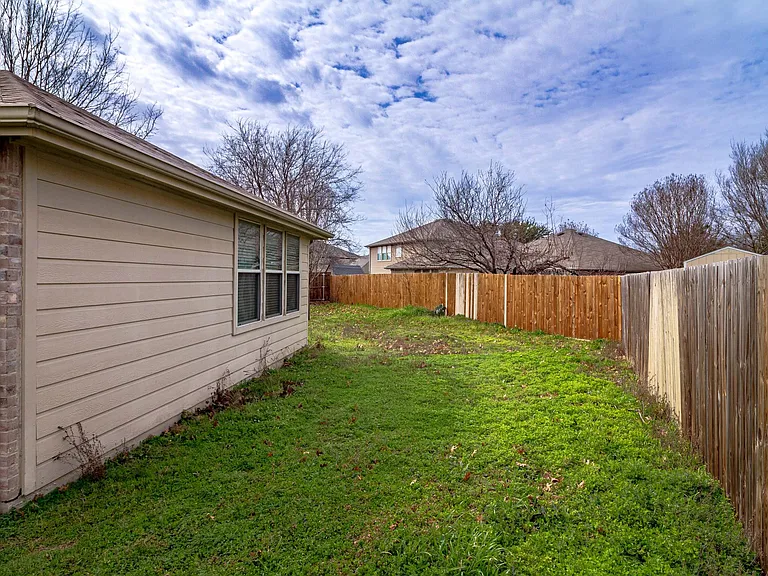 1306 Vireo Ct — Photo 24