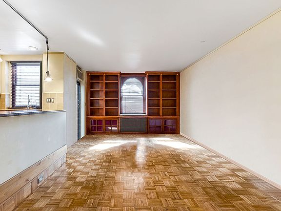 4th image of 263 W End Ave APT 15B