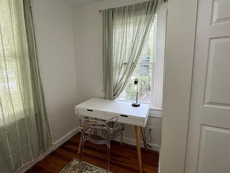 1410 W Humphrey St — Photo 7