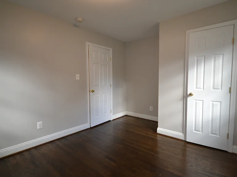 2623 Dakota St — Photo 17