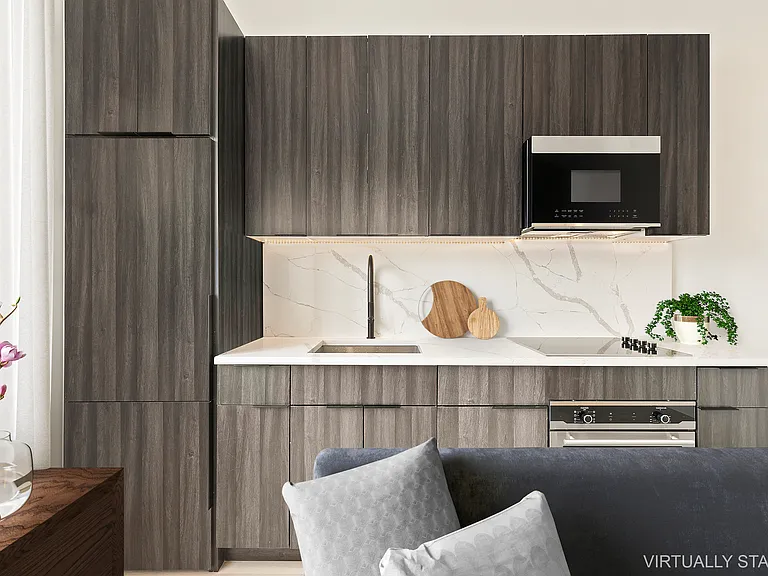 141 India St #3E — Photo 3