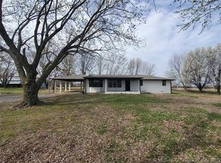 8322 S 448th Rd, Rose, OK 74364