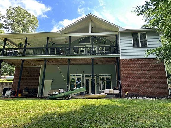 4th image of 133 Cove Point Rd