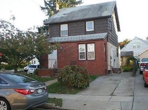 1st image of 70 Ongley St