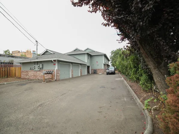 YOUNG19, 3411-3423 SE 85th Ave #3419, Portland, OR 97266