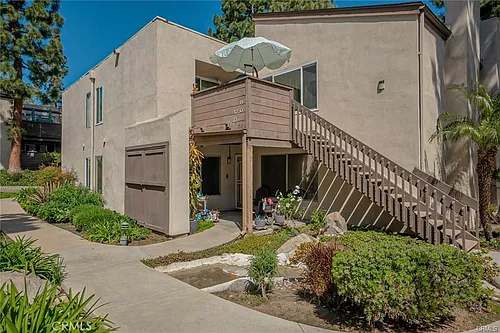 1250 Cabrillo Park Dr Photo 1