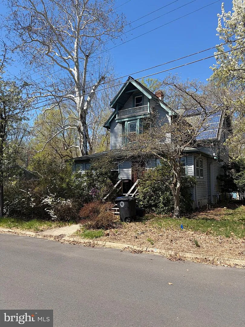 202 State Ave photo 1