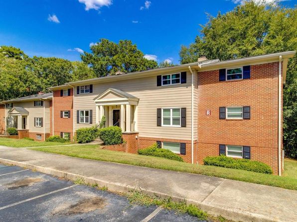 1100 Skyland Dr
