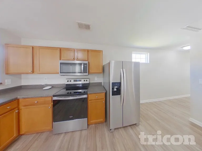 712 Blazing Star Trl — Photo 5