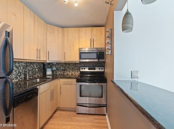 5th image of 480 N McClurg Ct APT 1003