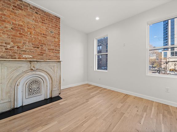 3rd image of 119 Storms Ave Floor 2