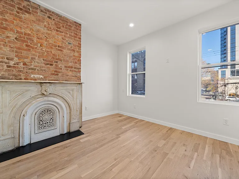 119 Storms Ave #2 — Photo 3