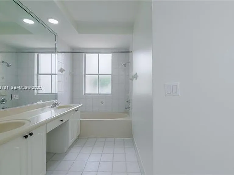 3126 NW 101st Ct #Townhouse 3126 — Photo 28