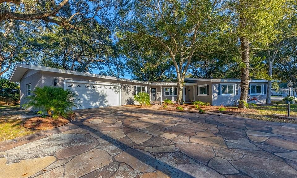 1st image of 1021 Bay Breeze Ter