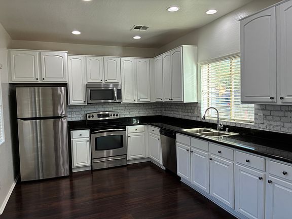 5th image of 14240 W Country Gables Dr