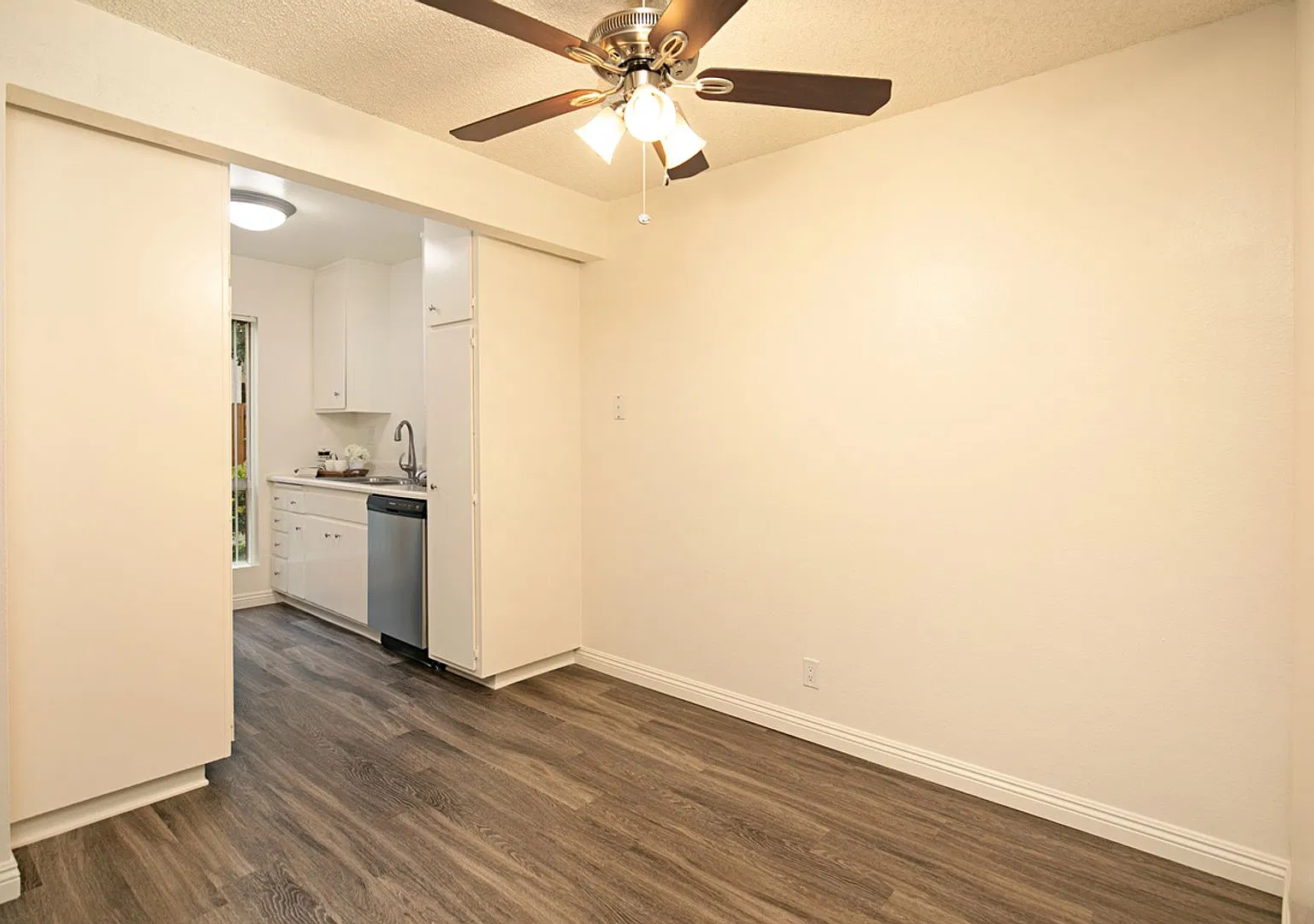 Villa Medera Apartment Homes — Photo 3