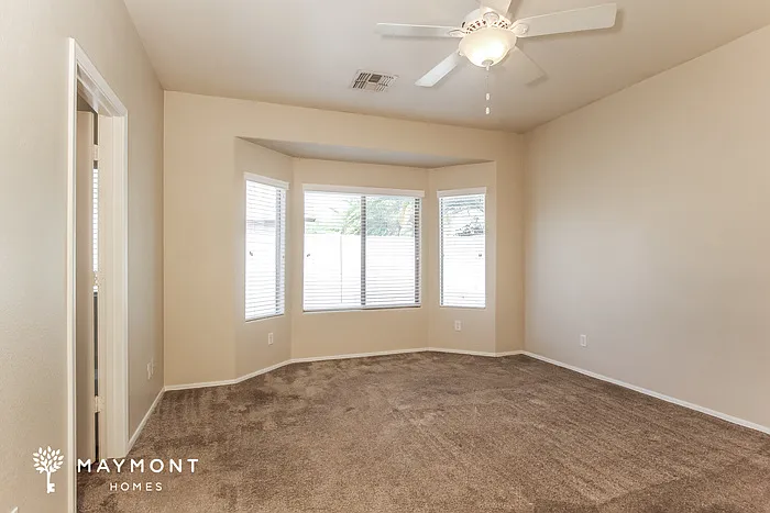 13932 N 146th Ct — Photo 6