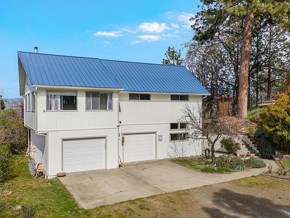 2nd image of 345 Carmen Rd
