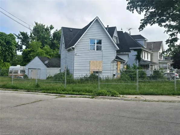 702 Cedar St, Haldimand County, ON N1A 2J8