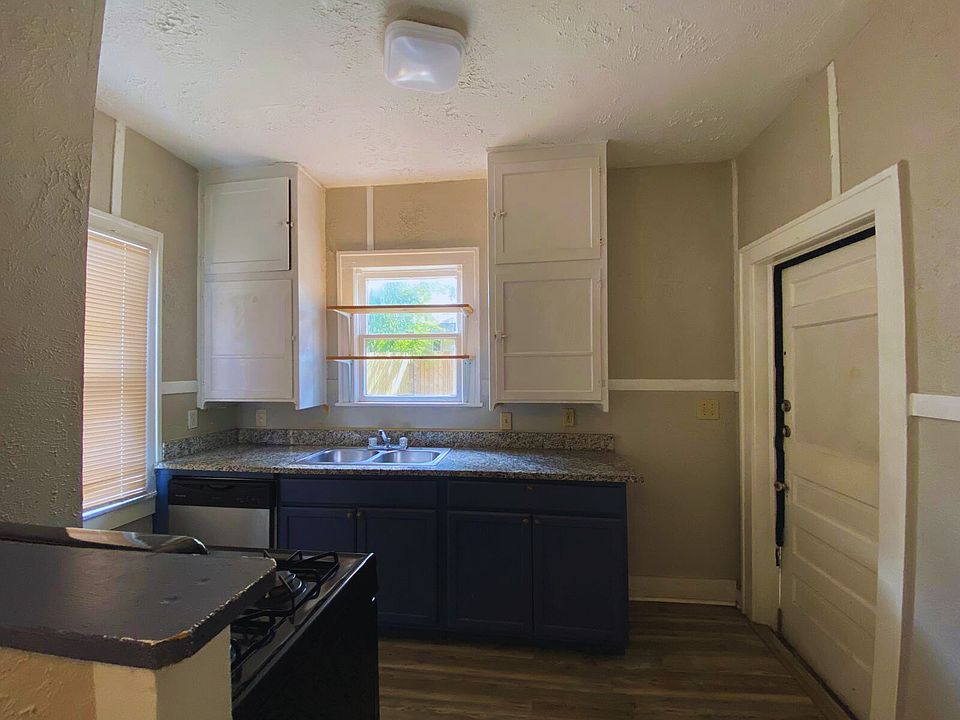 1st image of 1805 N Flores St APT 1