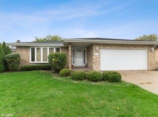 4129 W 93rd St, Oak Lawn, IL
