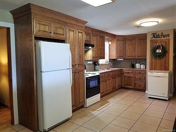 5th image of 3162 County Road 108