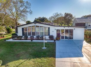 1618 Cypress Point, Lady Lake, FL 32159