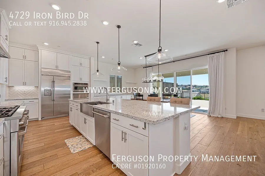Executive Level Home in Folsom with Attached Next Gen Suite — Photo 4