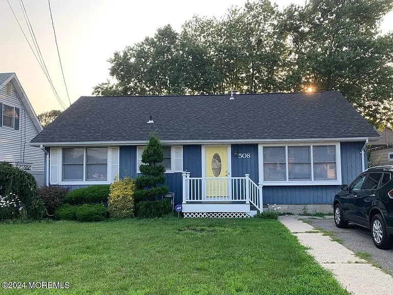 508 Asbury Ave — Photo 1