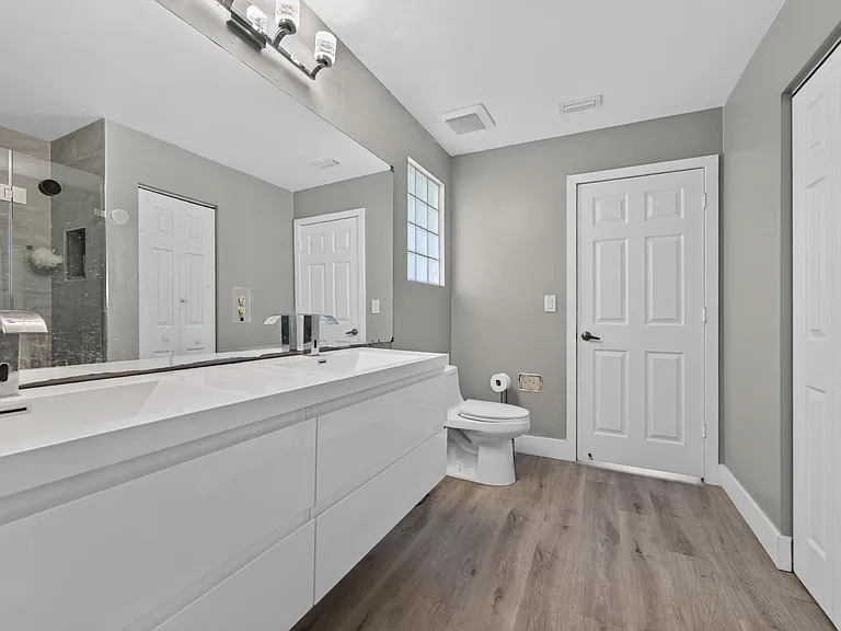 6544 Adriatic Way — Photo 18
