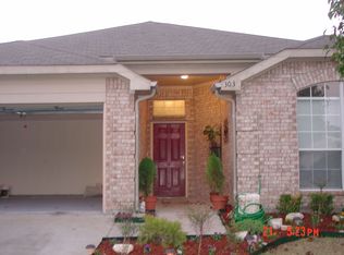 303 Lochwood Dr, Wylie, TX 75098