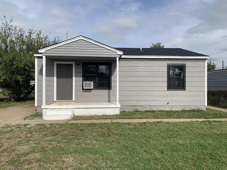 713 Chris Ave — Photo 6