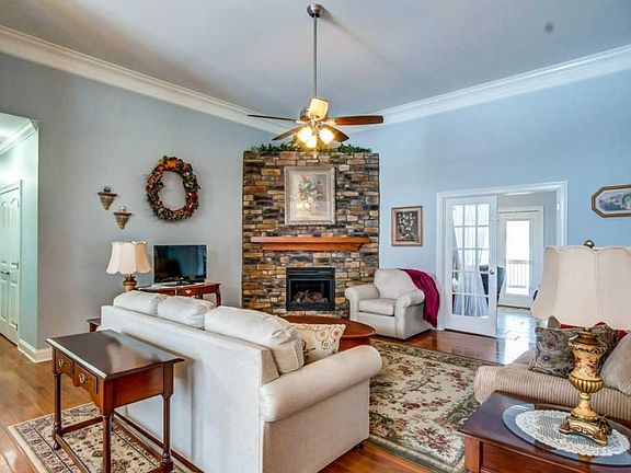 4th image of 106 Plantation Dr