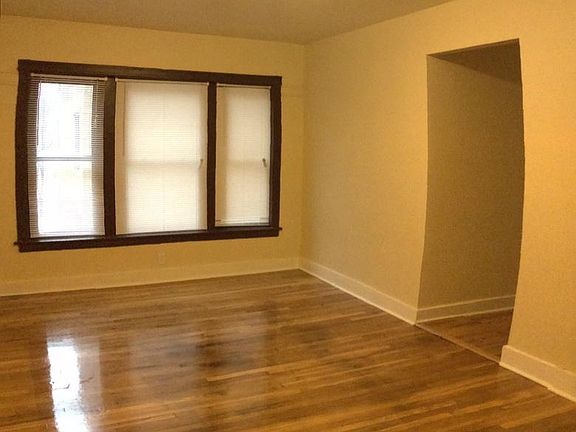 3rd image of 5710 W Race Ave