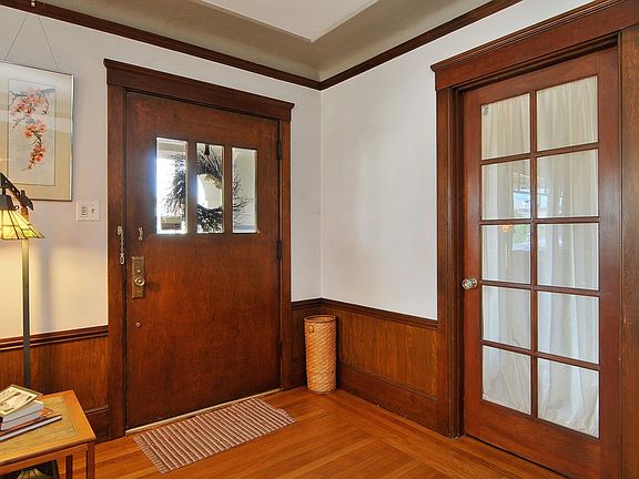 5th image of 521 Juana Ave