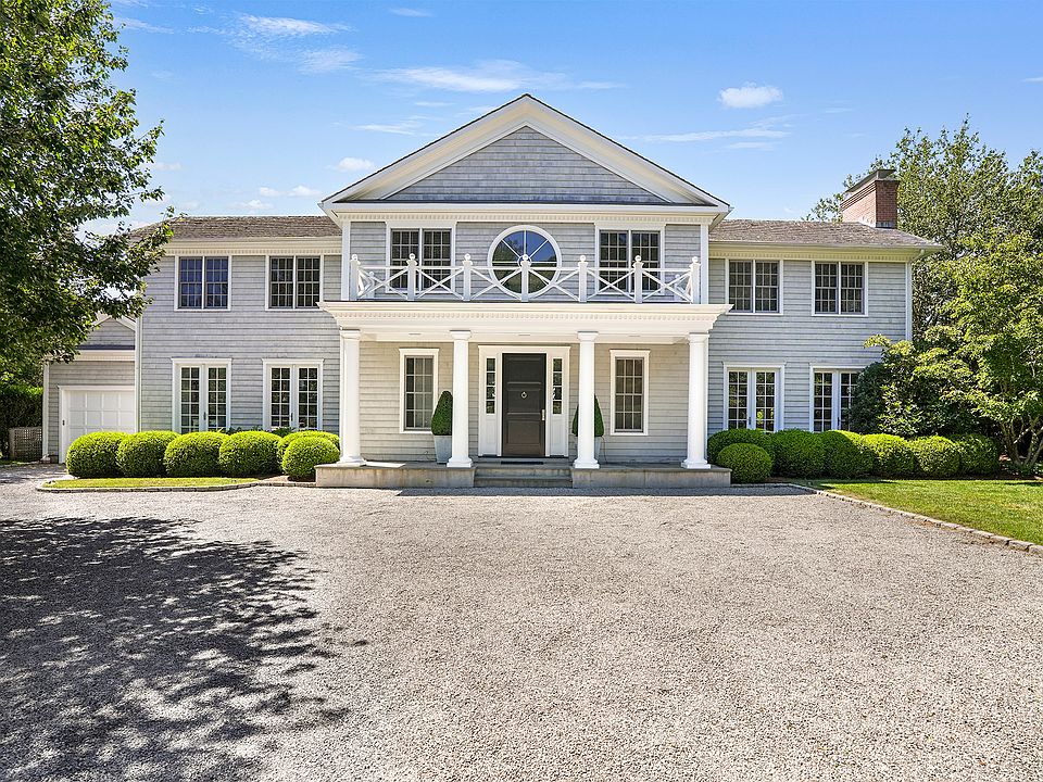1st image of 10 Horse Meadow Ln