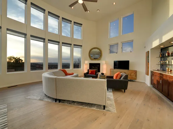 5 Calle Cacto, Placitas, NM 87043