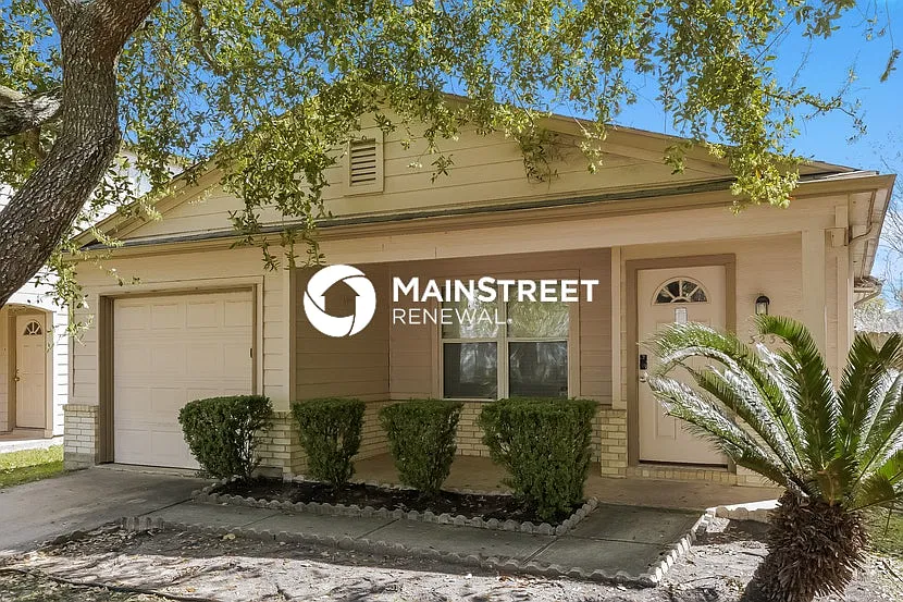 3235 Dartmouth Field Ln — Photo 1