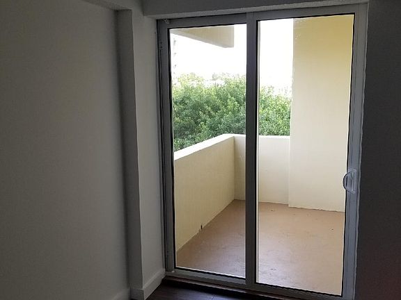3rd image of 5995 Biscayne Blvd APT 304