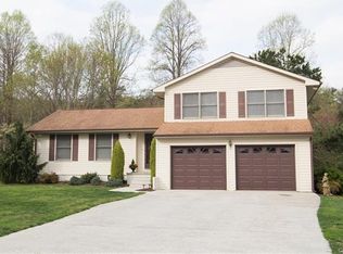 2170 Little Buck Creek Rd, Marion, NC 28752