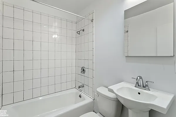 Rented by Brown Harris Stevens | media 20