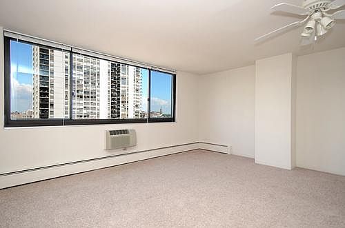 1st image of 1330 N Dearborn St APT 605